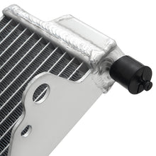 Load image into Gallery viewer, MX Aluminum Left / Right Radiators for Honda CR500 1990-2001